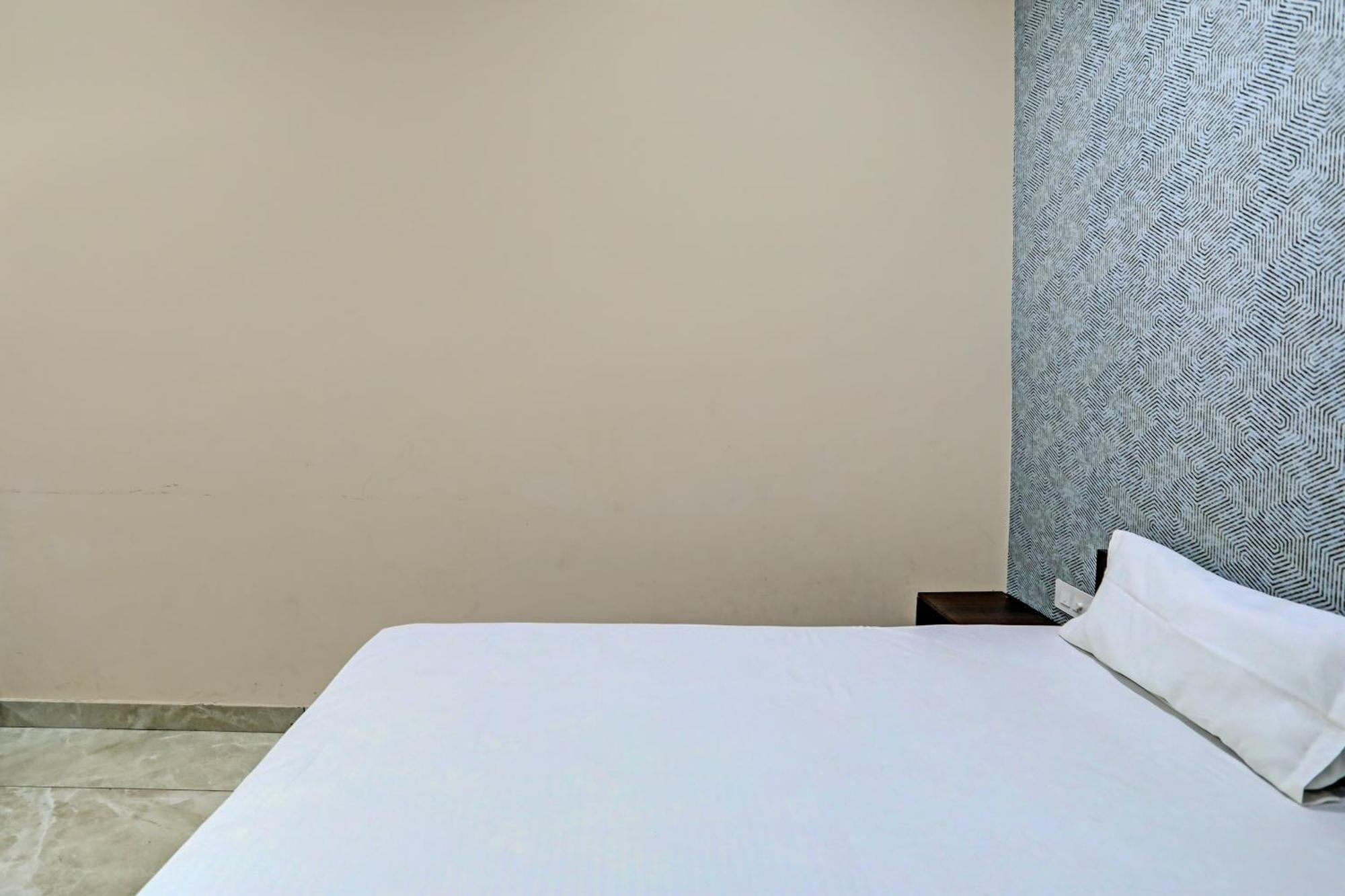 Dream Lounge Hotel Jalandhar Exterior photo